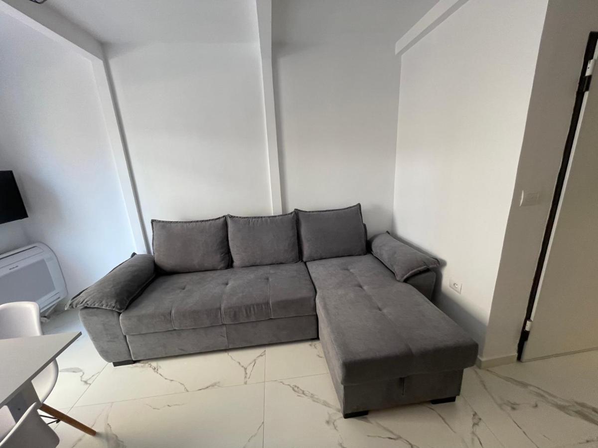 Sunrose Residences *
