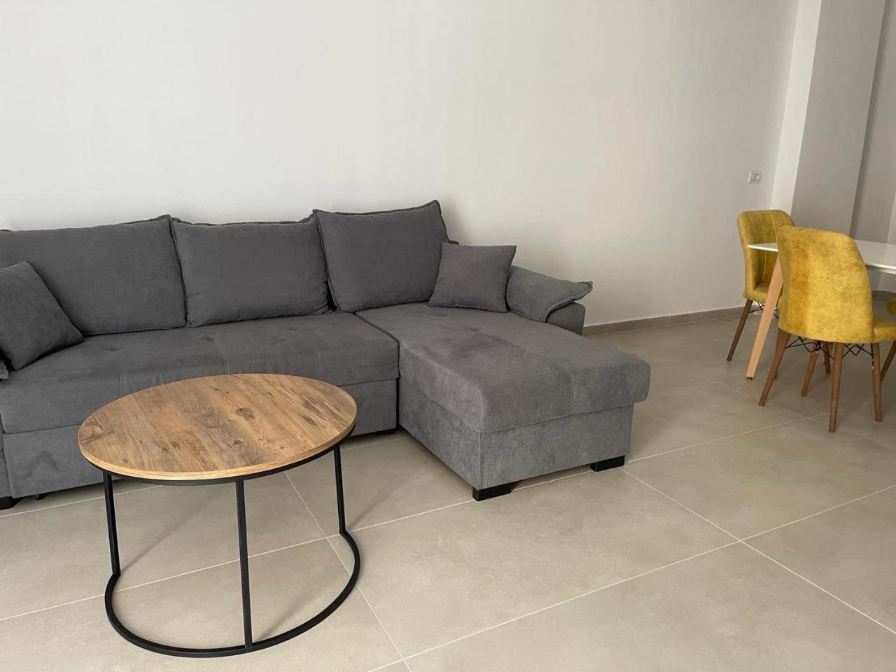 Sunrose Residences Apartament *