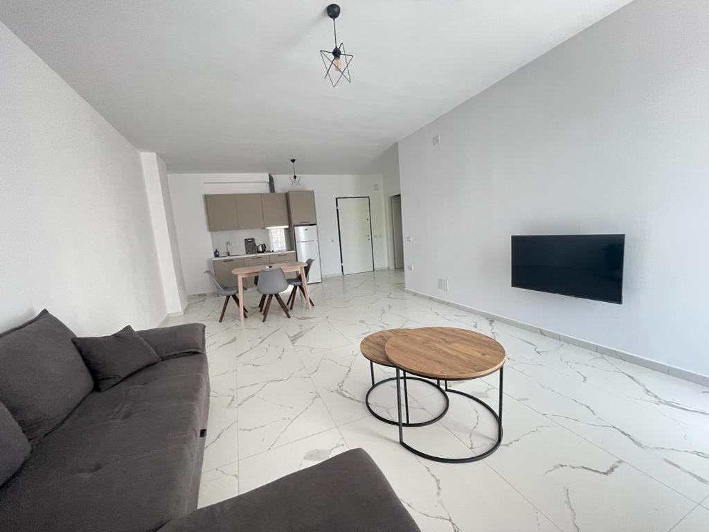 Sunrose Residences Apartament *