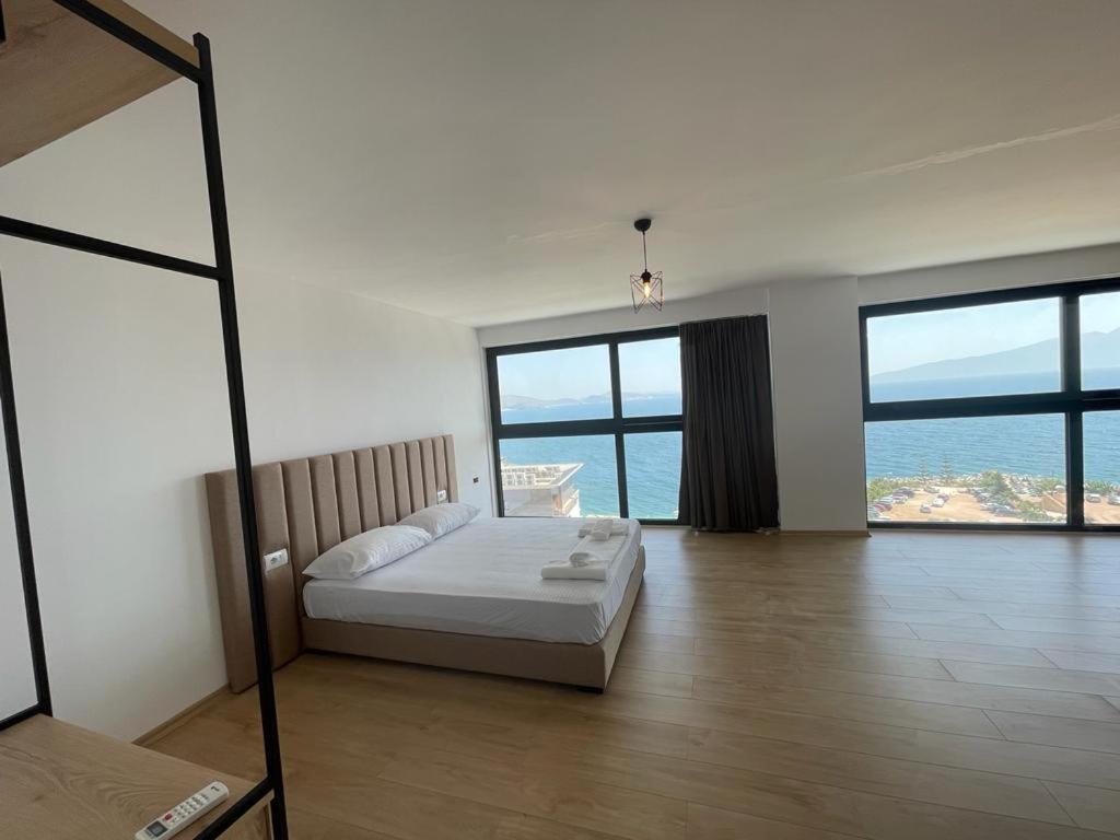 Sunrose Residences Apartament *