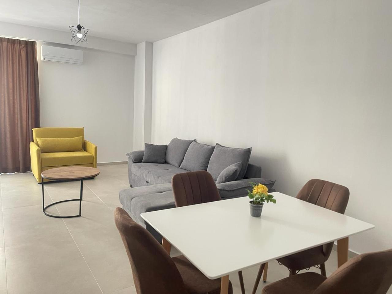 Sunrose Residences *