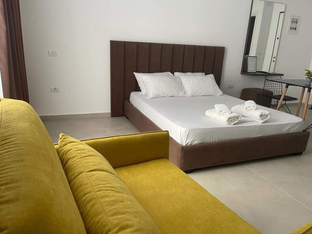 Sunrose Residences Apartament